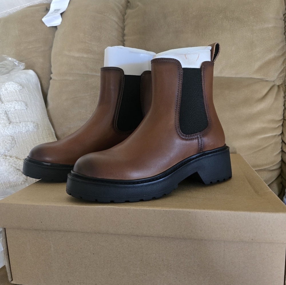 Steve Madden Trap Brown Chelsea Boot